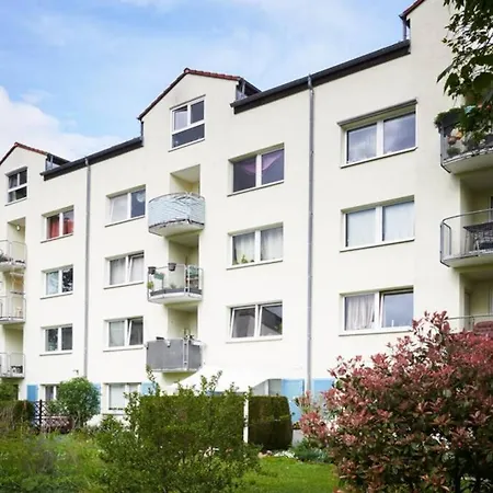Criston - Calm Cityhome M Apartment